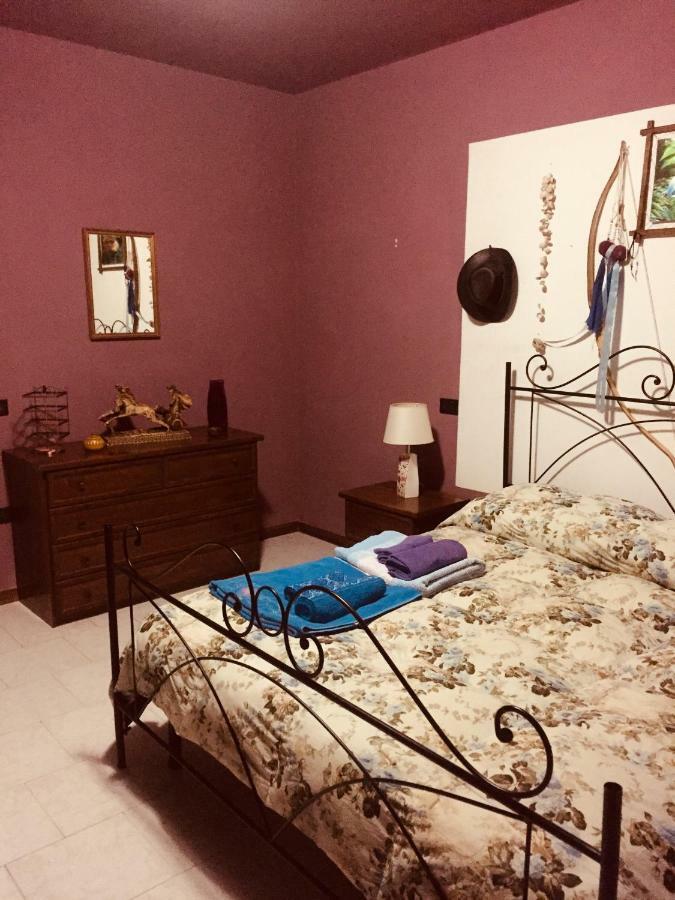 Apartamento Il Girasole Castel Ritaldi Exterior foto