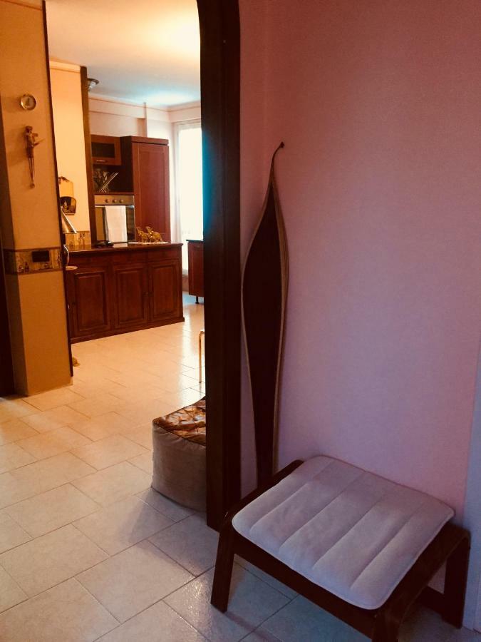 Apartamento Il Girasole Castel Ritaldi Exterior foto